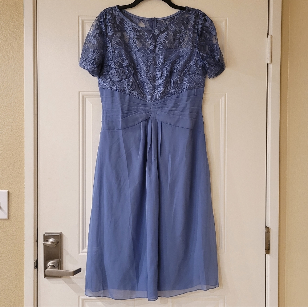Blue Lace Formal Midi Dress